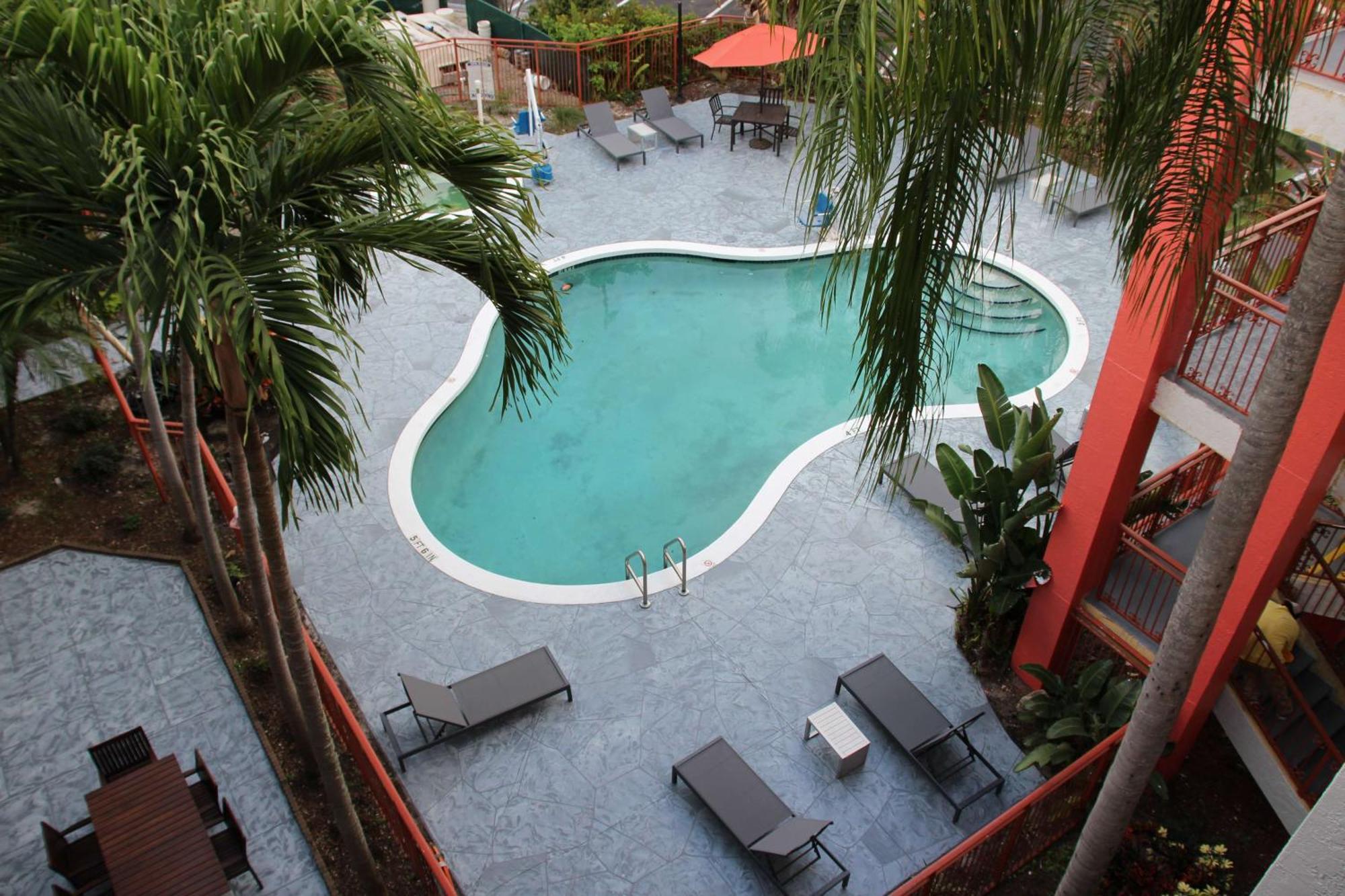 Boca Suites Deerfield Beach; Surestay Collection By BW المظهر الخارجي الصورة