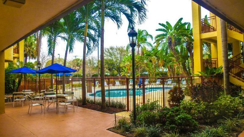 Boca Suites Deerfield Beach; Surestay Collection By BW المظهر الخارجي الصورة